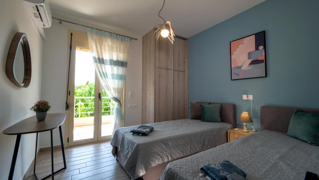 Ferienwohnung Azure Sea View House Kokkini Hani Exterior foto